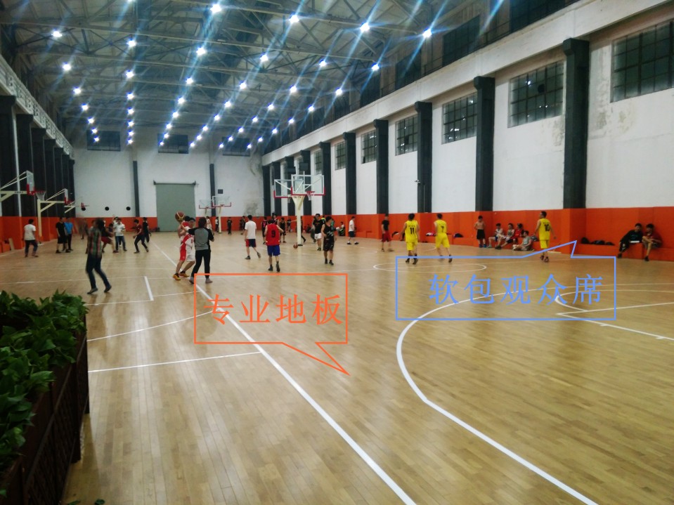 篮球馆木地板--浙江上虞8090篮球俱乐部成功案例