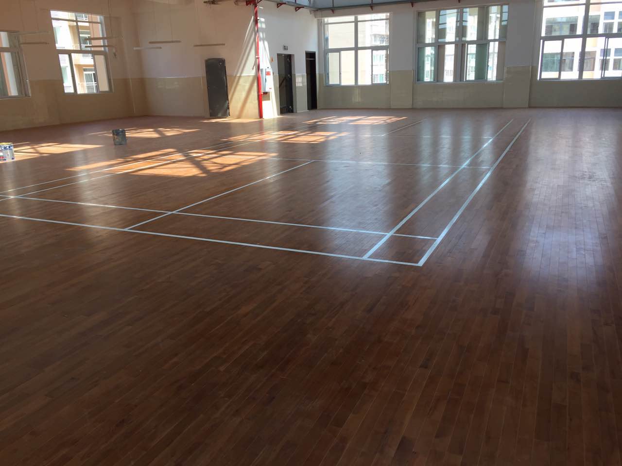 实木运动地板--重庆合川区濮湖小学羽毛球馆成功案例