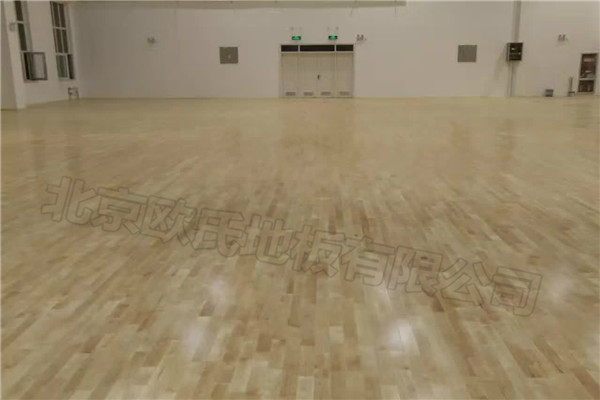 运动木地板--宁夏灵武市第五中学篮球馆成功案例